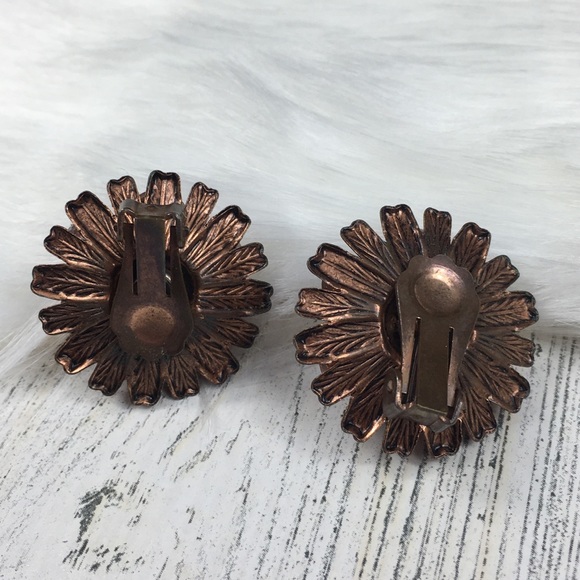 Vintage Copper & Faux Goldstone Clip-on Earrings - Picture 4 of 6
